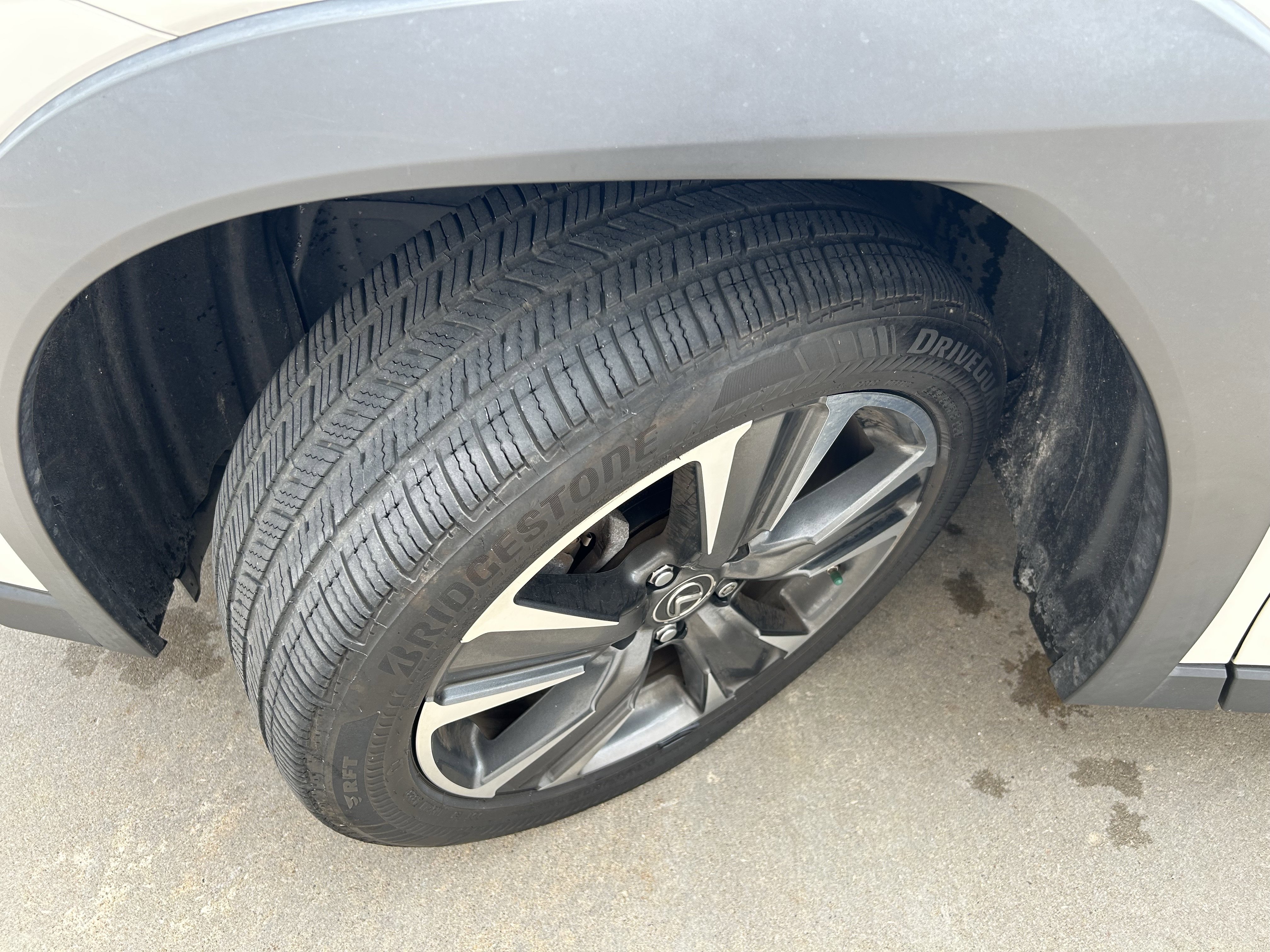 Used 2019 Lexus UX 250h w/ Premium Package AWD/4WD image 10