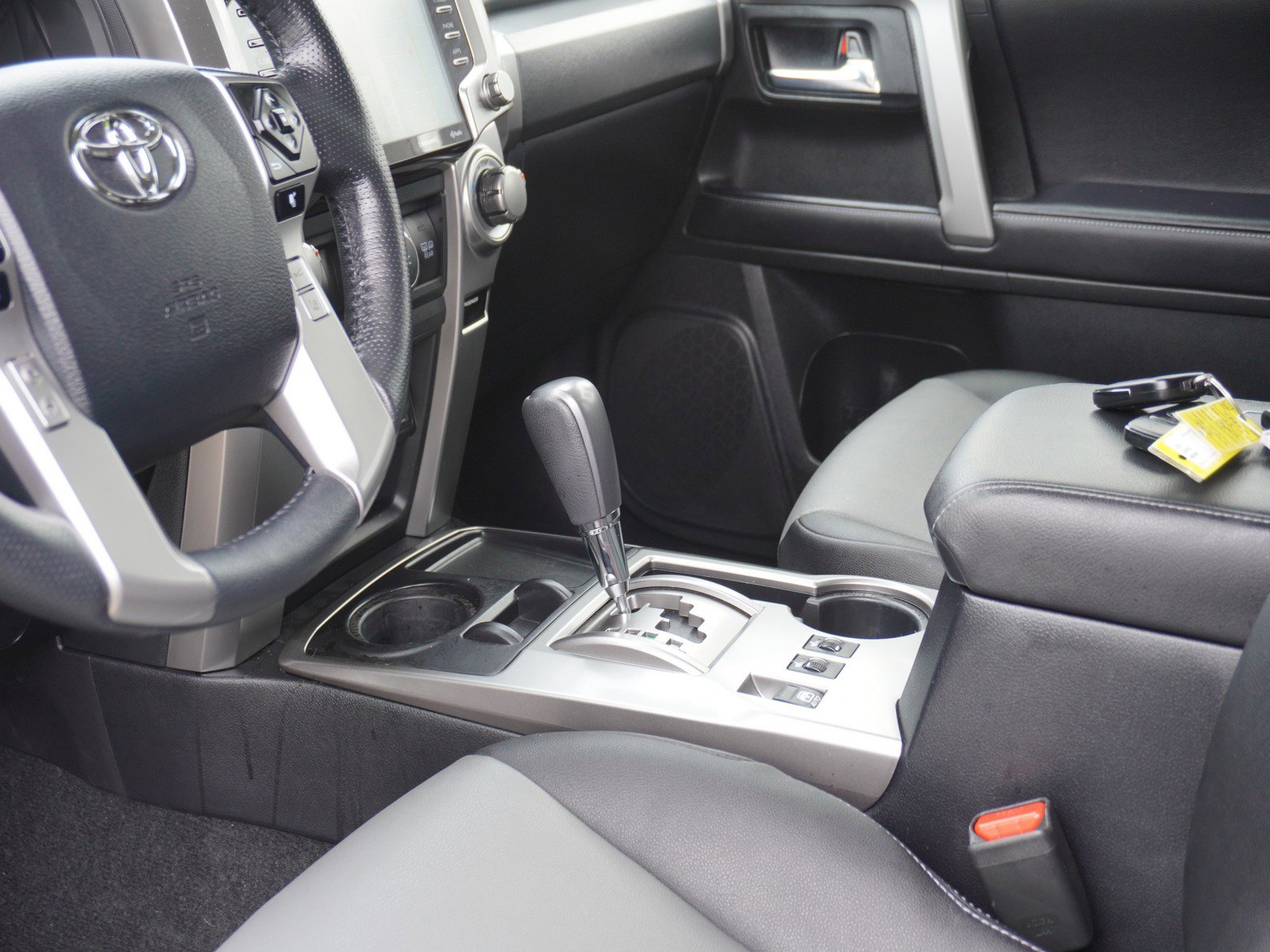 Used 2023 Toyota 4Runner SR5 Premium w/ Moonroof Package image 22