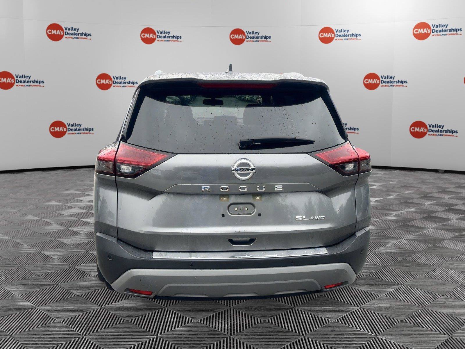 Used 2021 Nissan Rogue SL AWD/4WD image 4
