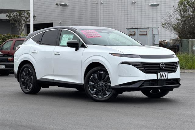 New 2025 Nissan Murano Platinum w/ Cargo Package image 2