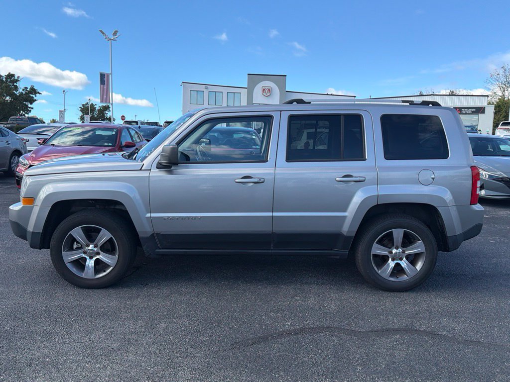 Used 2016 Jeep Patriot High Altitude AWD/4WD image 3