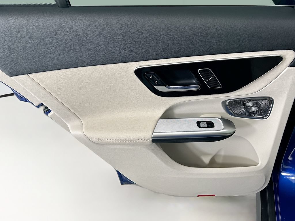 Certified 2026 Mercedes-Benz GLC 300 4MATIC image 25