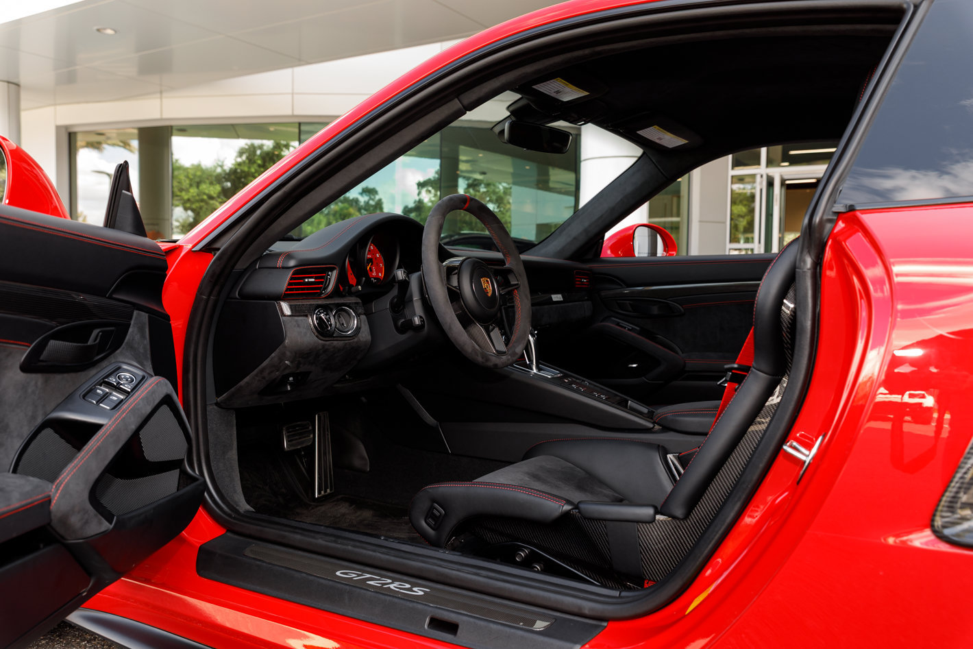 Used 2018 Porsche 911 GT2 RS RWD image 47
