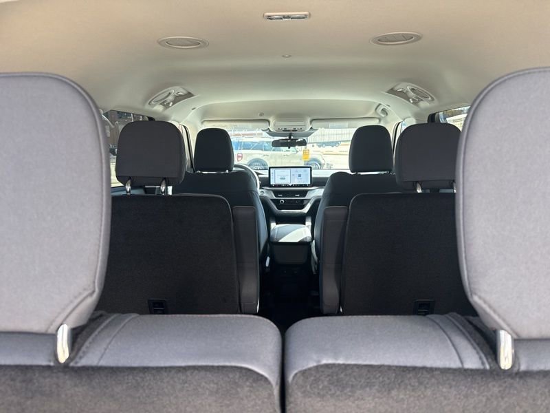 New 2026 Ford Explorer Active AWD/4WD image 13