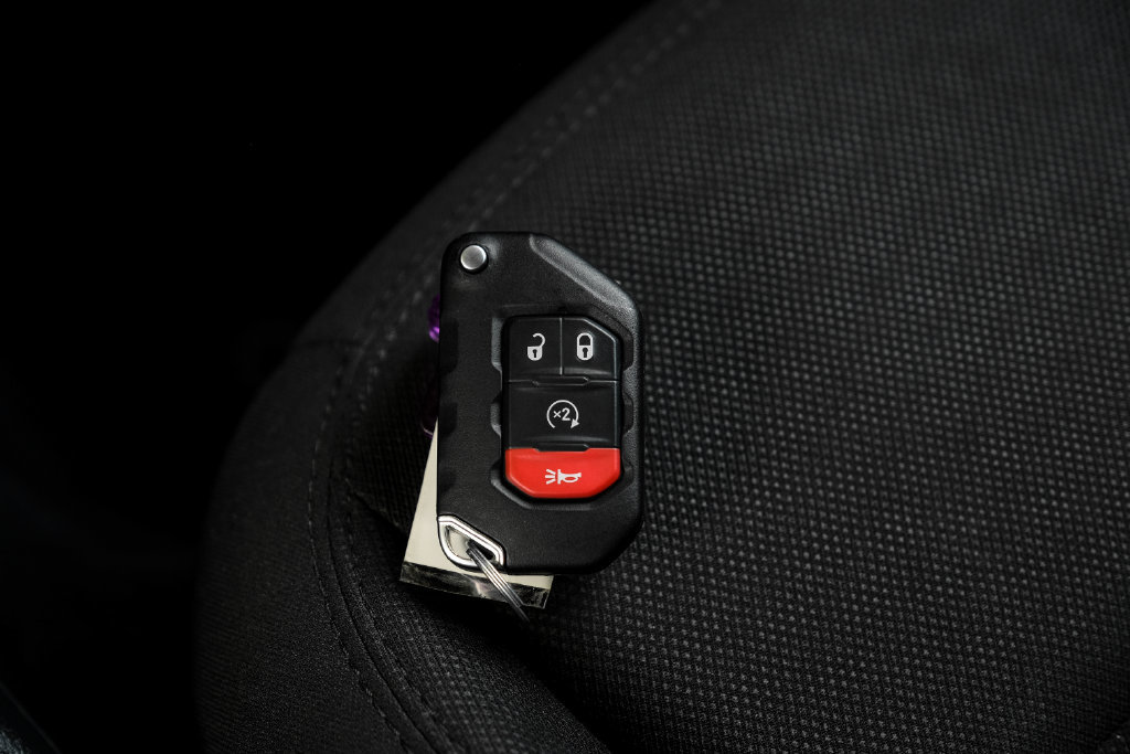 Used 2023 Jeep Wrangler Unlimited Sport AWD/4WD image 70
