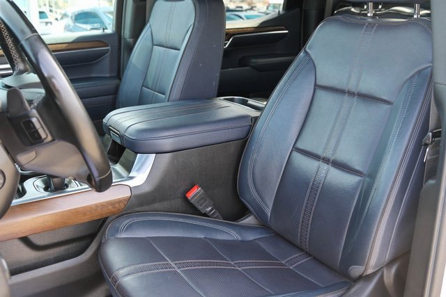 Used 2023 Chevrolet Silverado 1500 High Country w/ Technology Package image 15