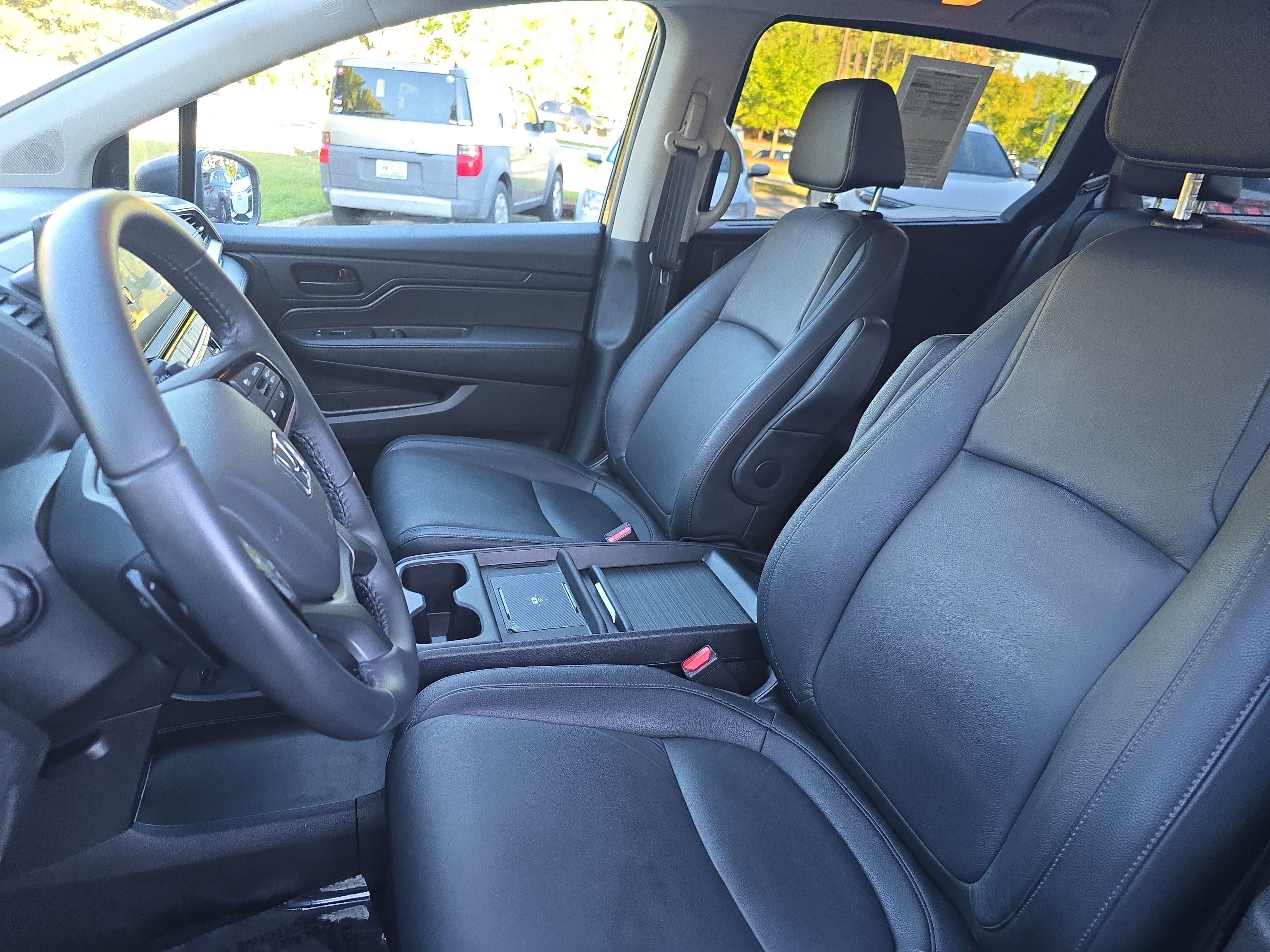 Used 2025 Honda Odyssey EX-L image 14