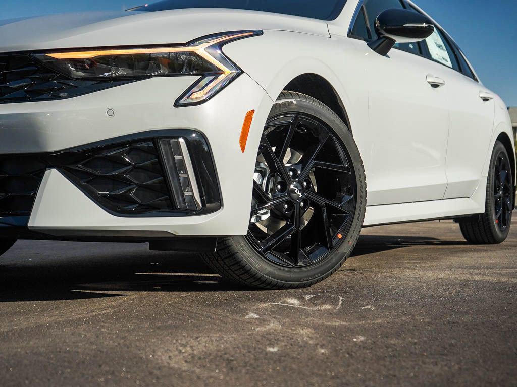 New 2026 Kia K5 GT-Line image 6