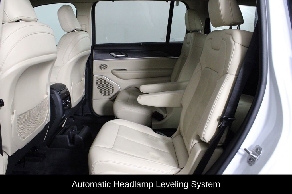 Used 2021 Jeep Grand Cherokee L Limited w/ Luxury Tech Group II image 14