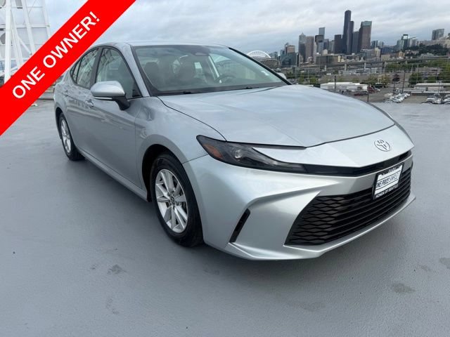 Used 2025 Toyota Camry LE FWD image 1