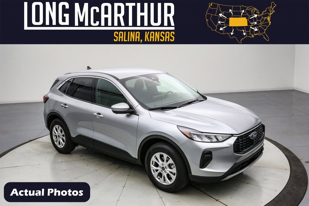 Certified 2023 Ford Escape Active w/ Tech Pack #2 image 1