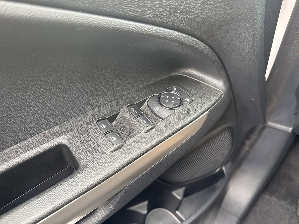 Used 2022 Ford EcoSport Titanium image 25