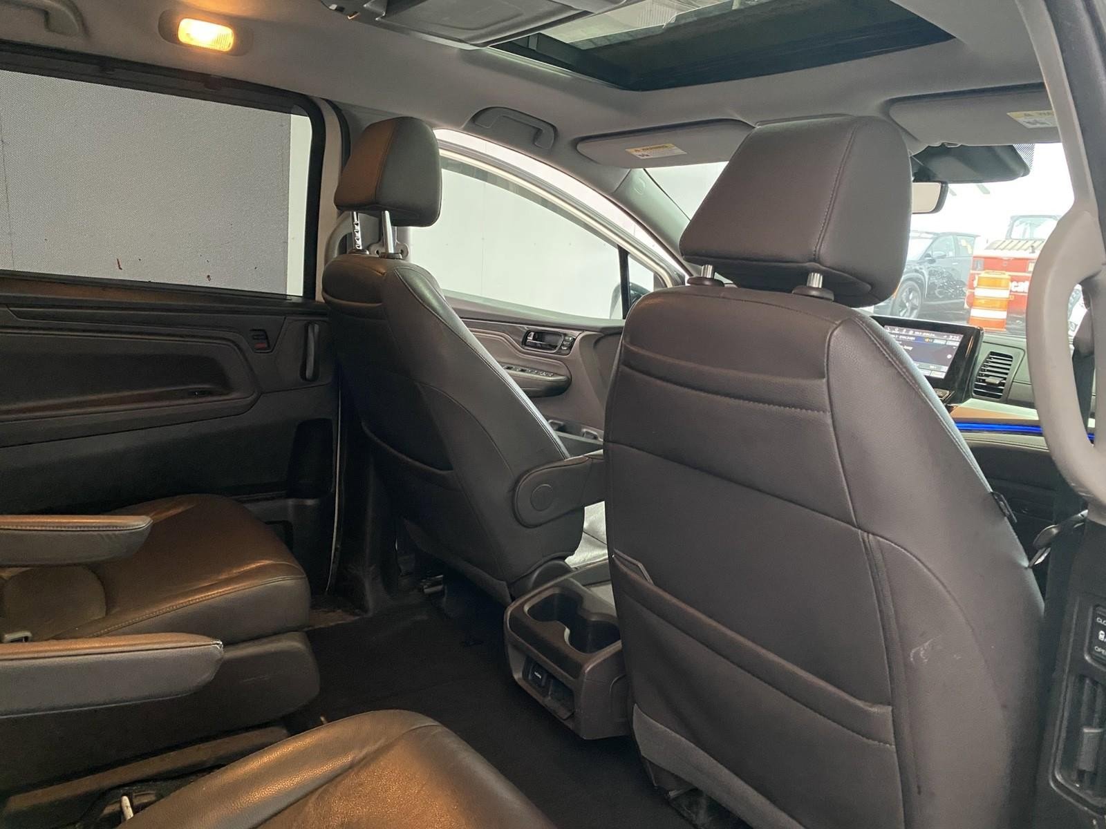 Used 2018 Honda Odyssey Elite image 11