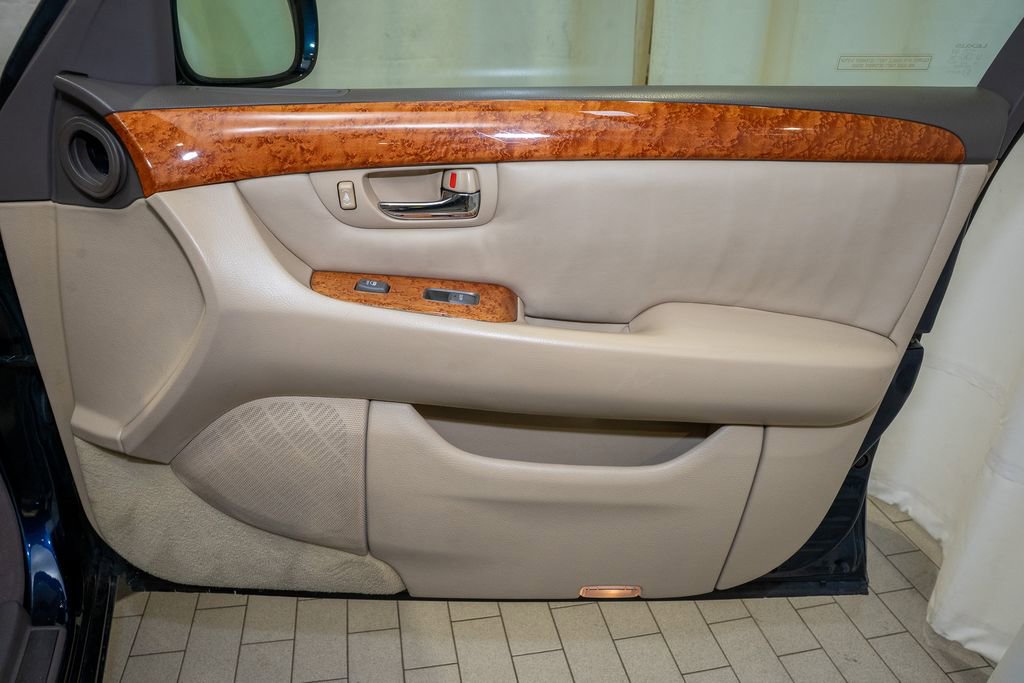Used 2005 Lexus LS 430 image 18
