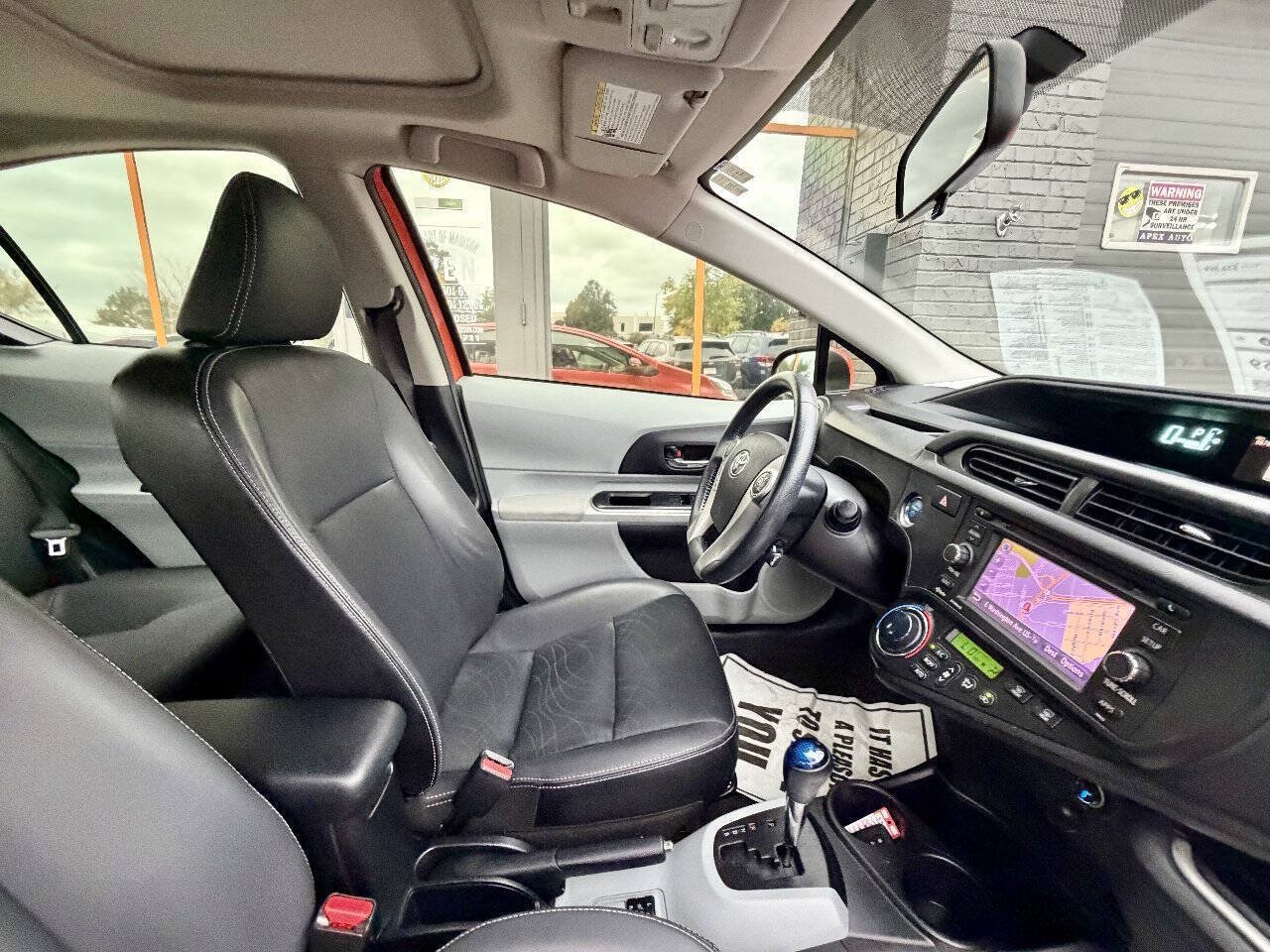 Used 2014 Toyota Prius C Four FWD image 30