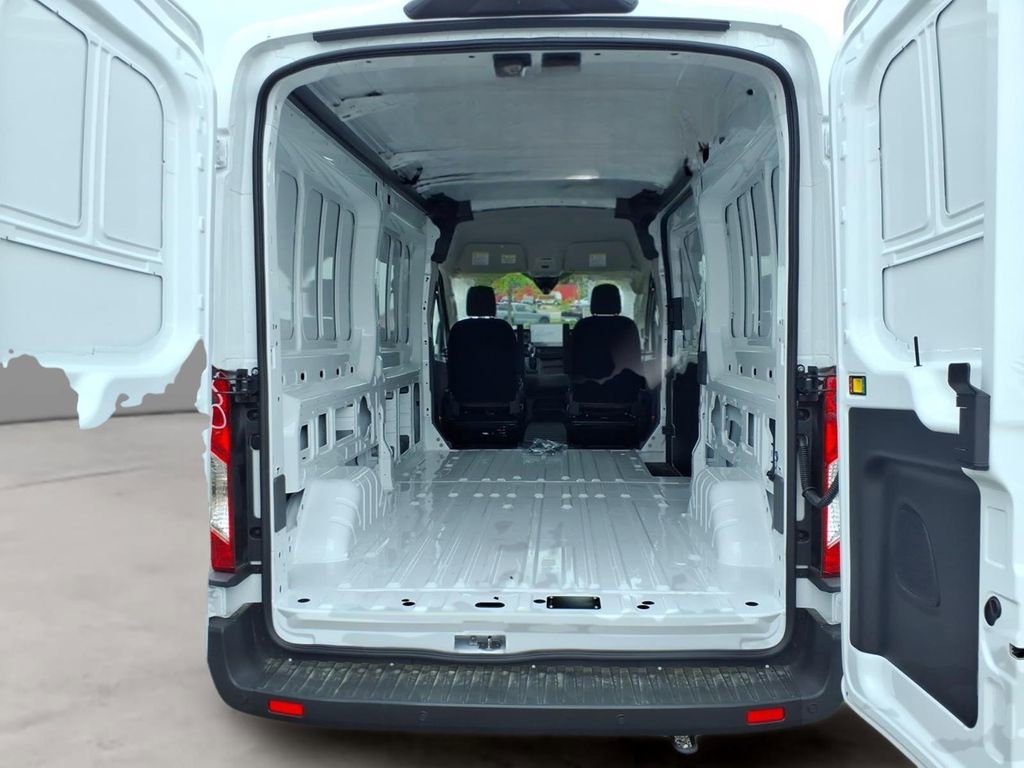New 2026 Ford Transit 250 148 Medium Roof Extended AWD image 11