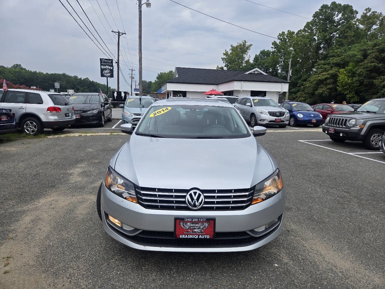 Used 2014 Volkswagen Passat TDI SEL Premium FWD image 3
