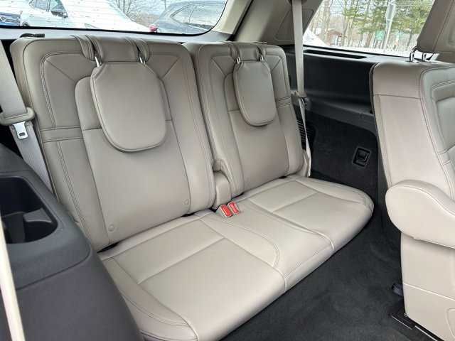 Used 2023 Lincoln Aviator Reserve w/ Equipment Group 201A image 19