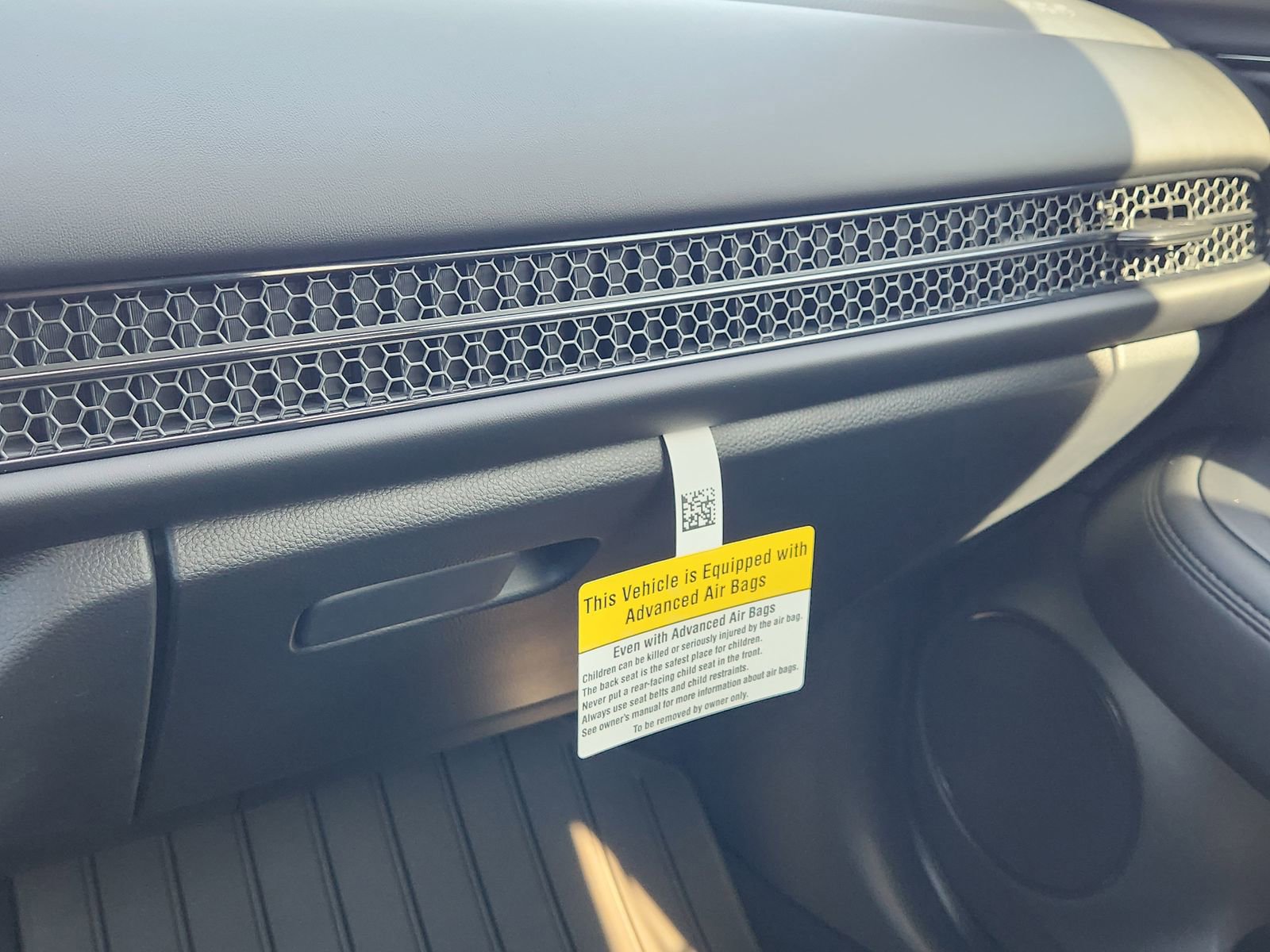 New 2026 Honda HR-V LX image 23