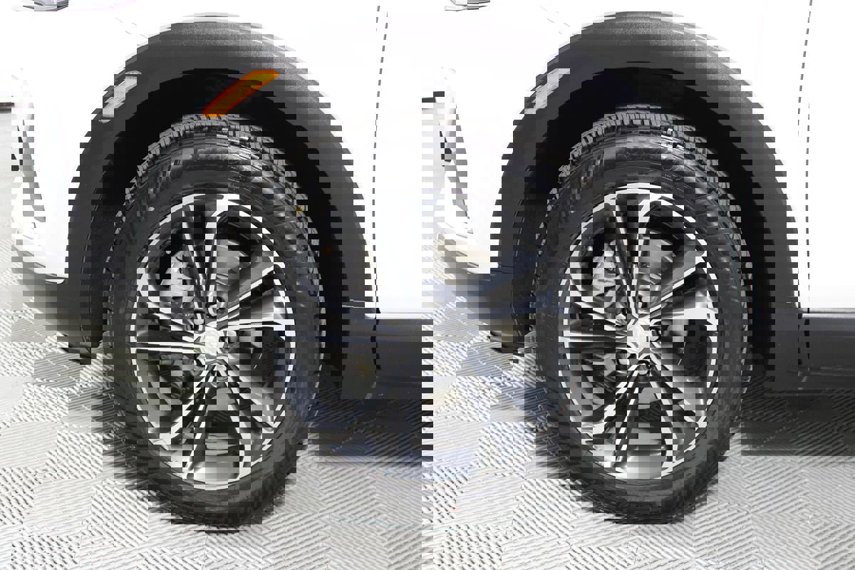 Used 2021 Buick Encore GX Select image 32