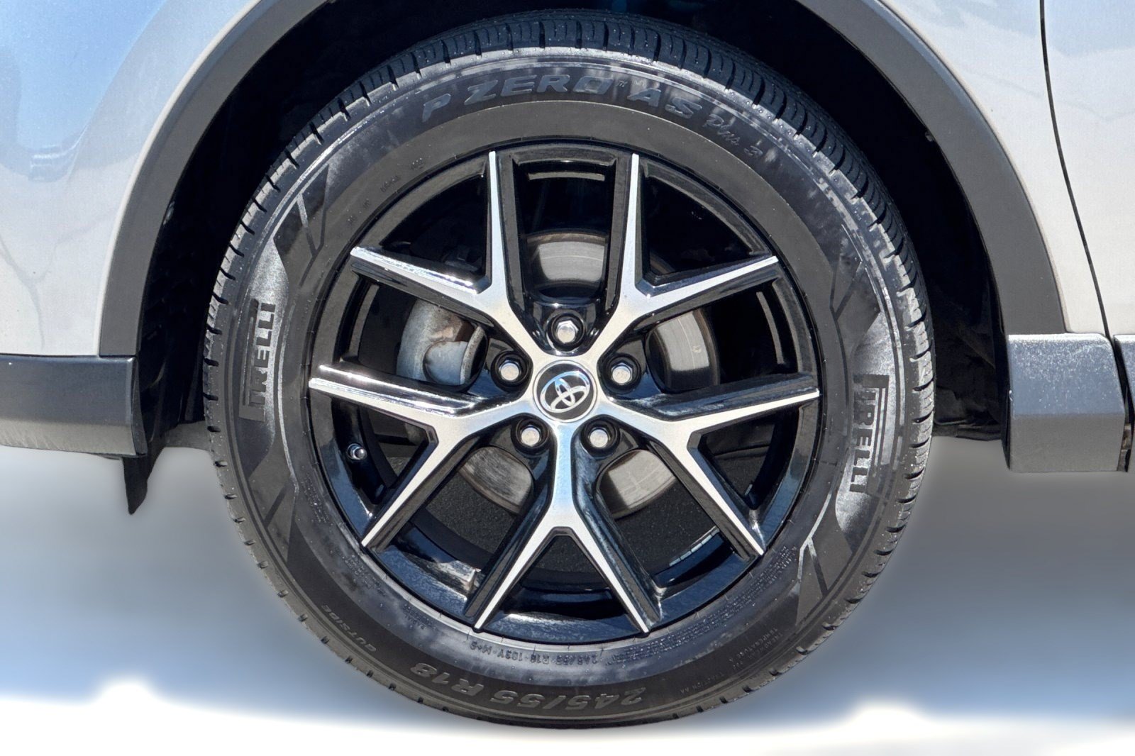Used 2016 Toyota RAV4 SE AWD/4WD image 11