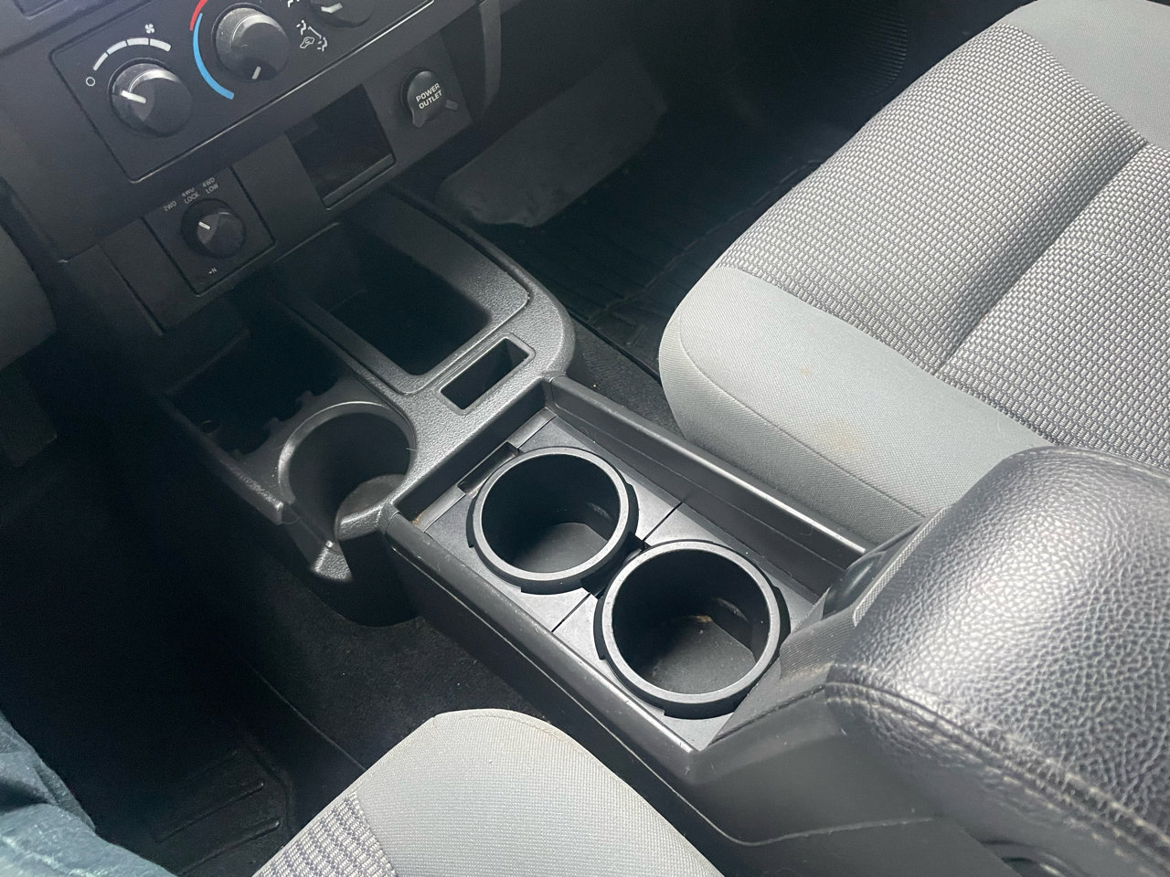 Used 2011 Dodge Dakota ST image 18