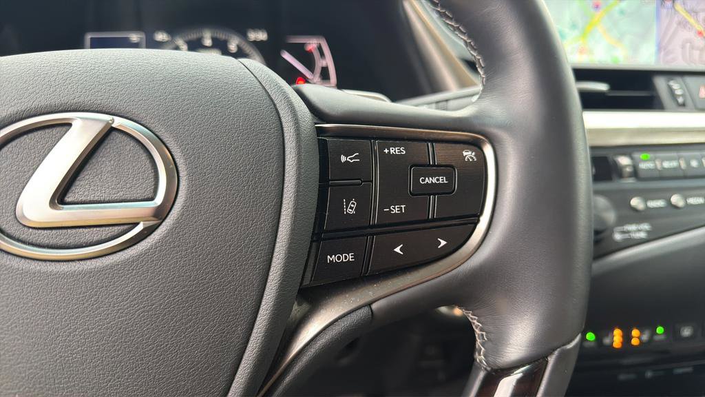 Certified 2020 Lexus ES 350 Luxury image 23