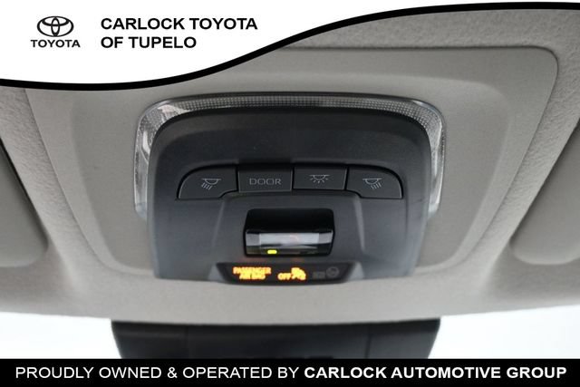 Used 2026 Toyota Corolla Cross L FWD image 35