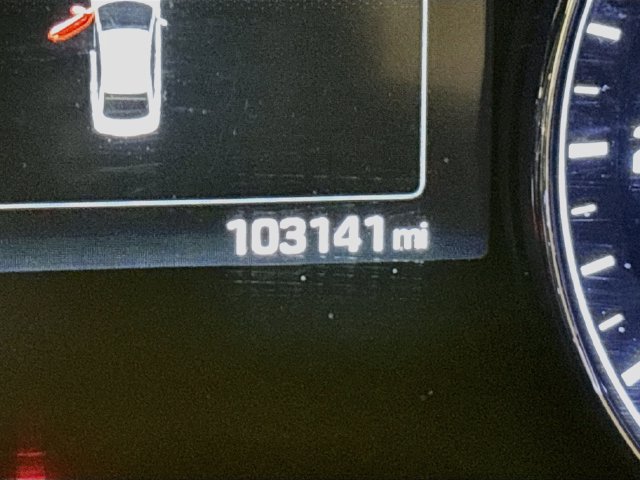 Used 2016 Hyundai Genesis 3.8 RWD image 12