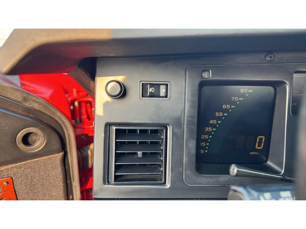 Used 1989 Chevrolet Corvette Convertible RWD image 22