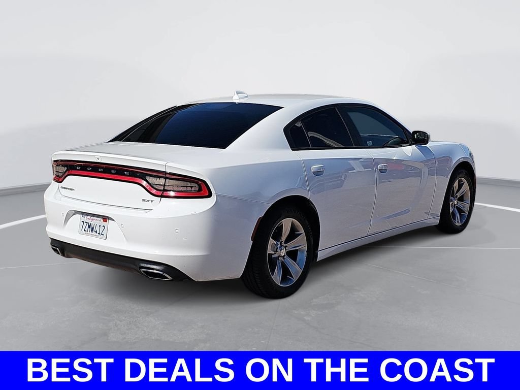 Used 2018 Dodge Charger SXT Plus RWD image 3