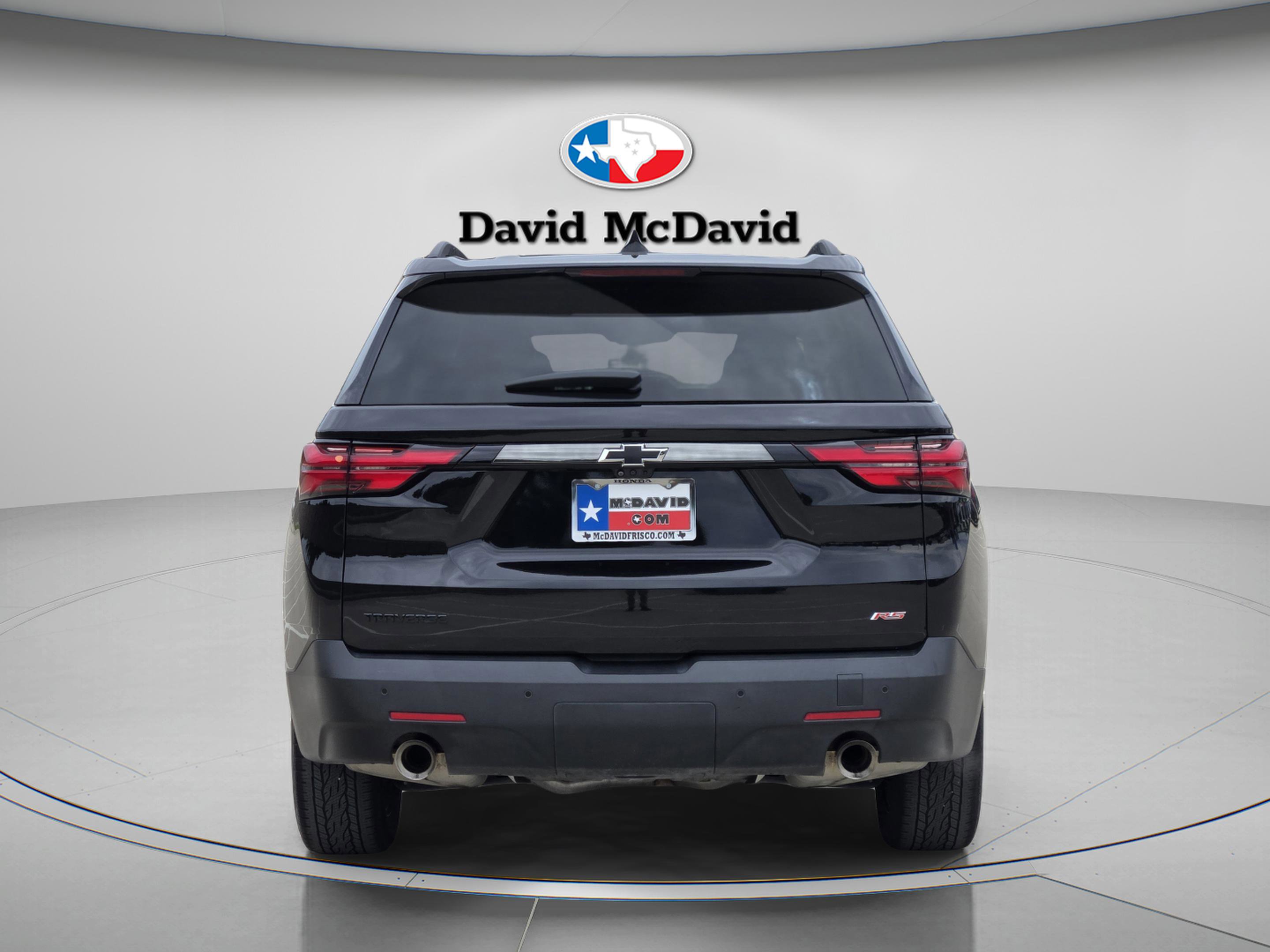 Used 2022 Chevrolet Traverse RS FWD image 5