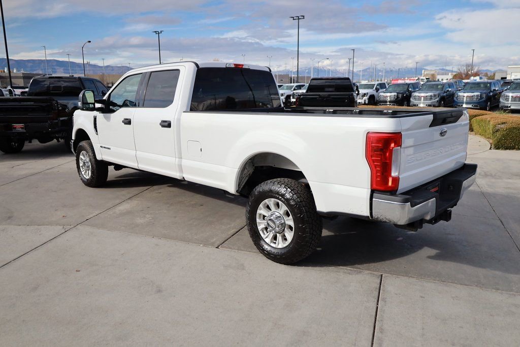 Used 2018 Ford F350 XLT image 4