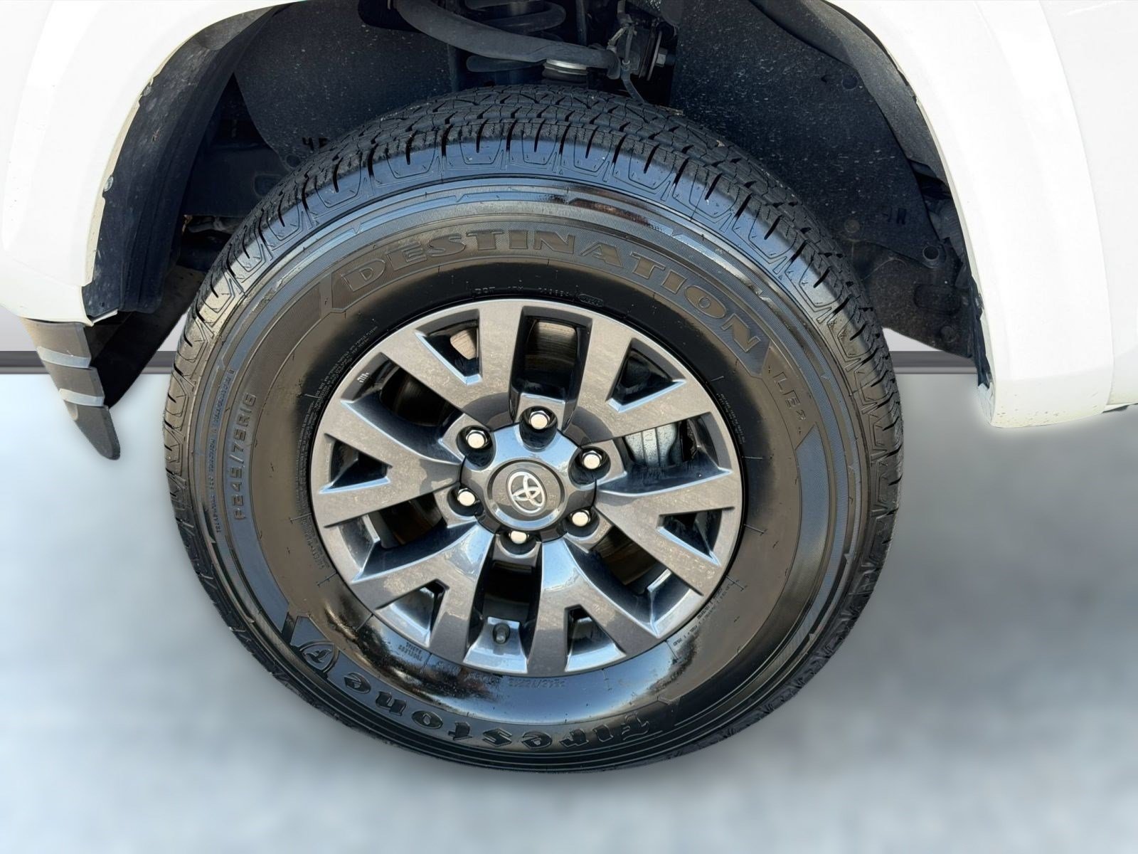 Used 2023 Toyota Tacoma SR5 w/ Technology Package RWD image 13
