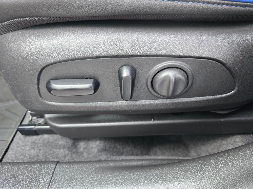 Used 2024 Buick Envista Sport Touring w/ Experience Buick Package image 22