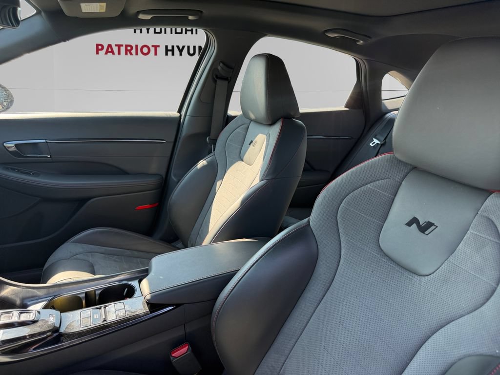 Used 2022 Hyundai Sonata N Line w/ Preferred Accessory Package FWD image 9