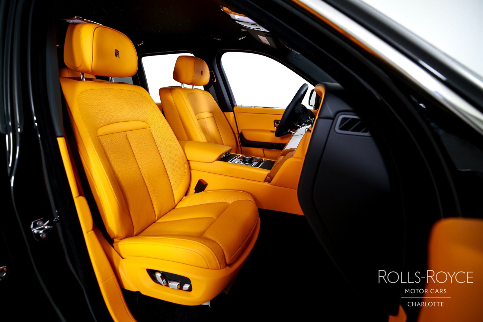 New 2026 Rolls-Royce Cullinan AWD/4WD image 33
