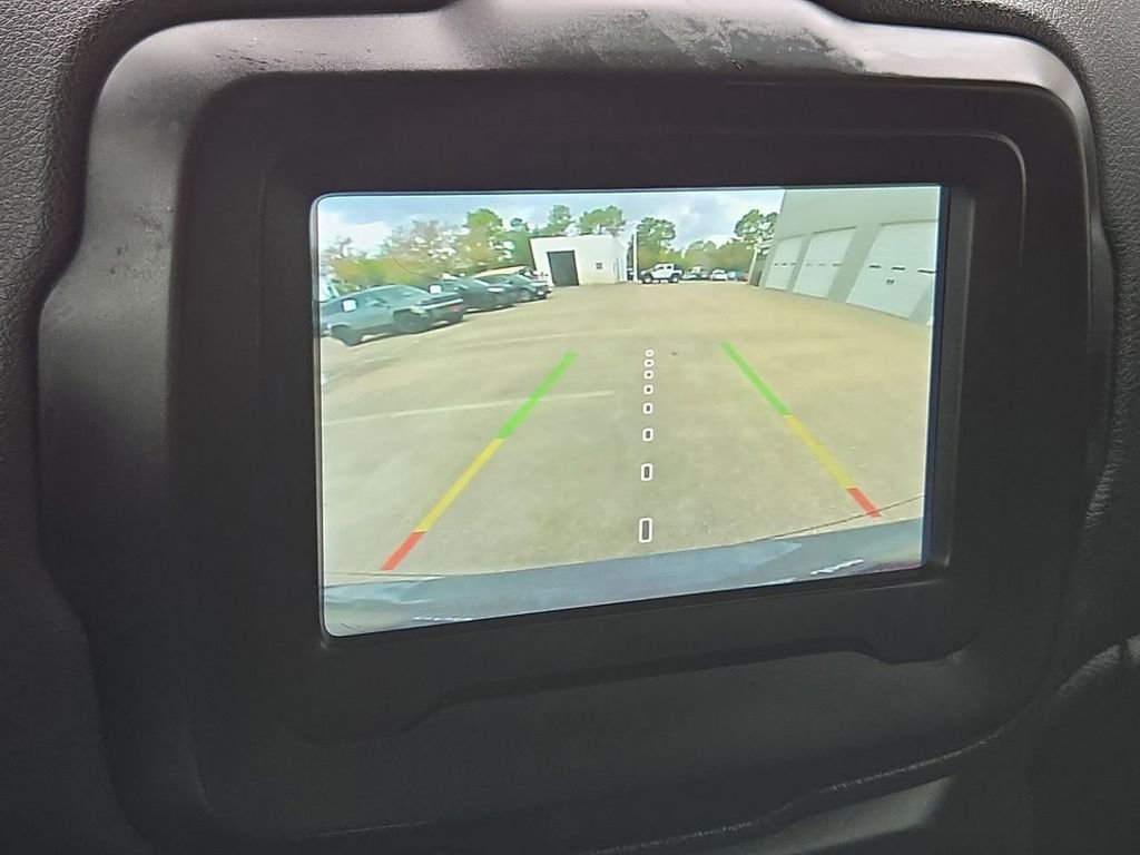 Used 2021 Jeep Renegade Sport image 23