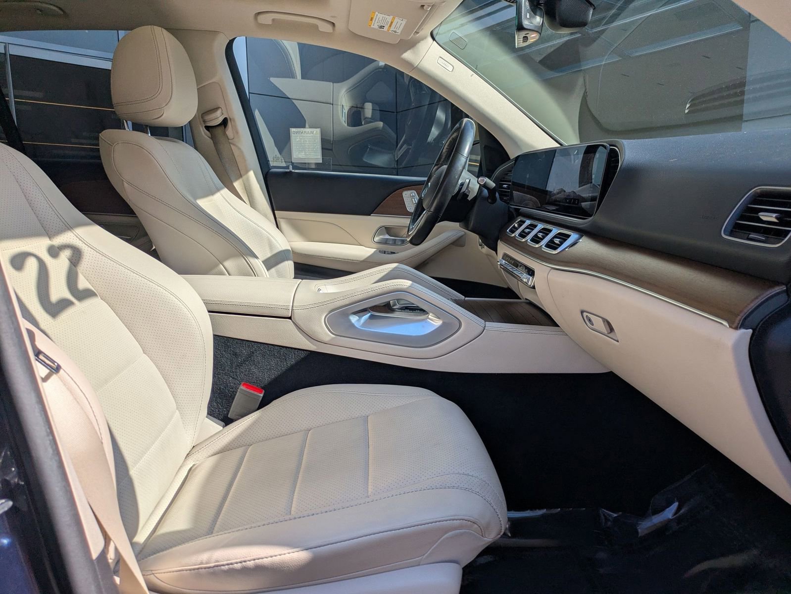 Used 2022 Mercedes-Benz GLE 350 4MATIC image 19