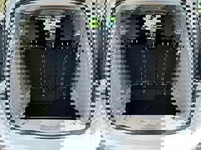 New 2023 Chrysler Pacifica Touring-L image 29