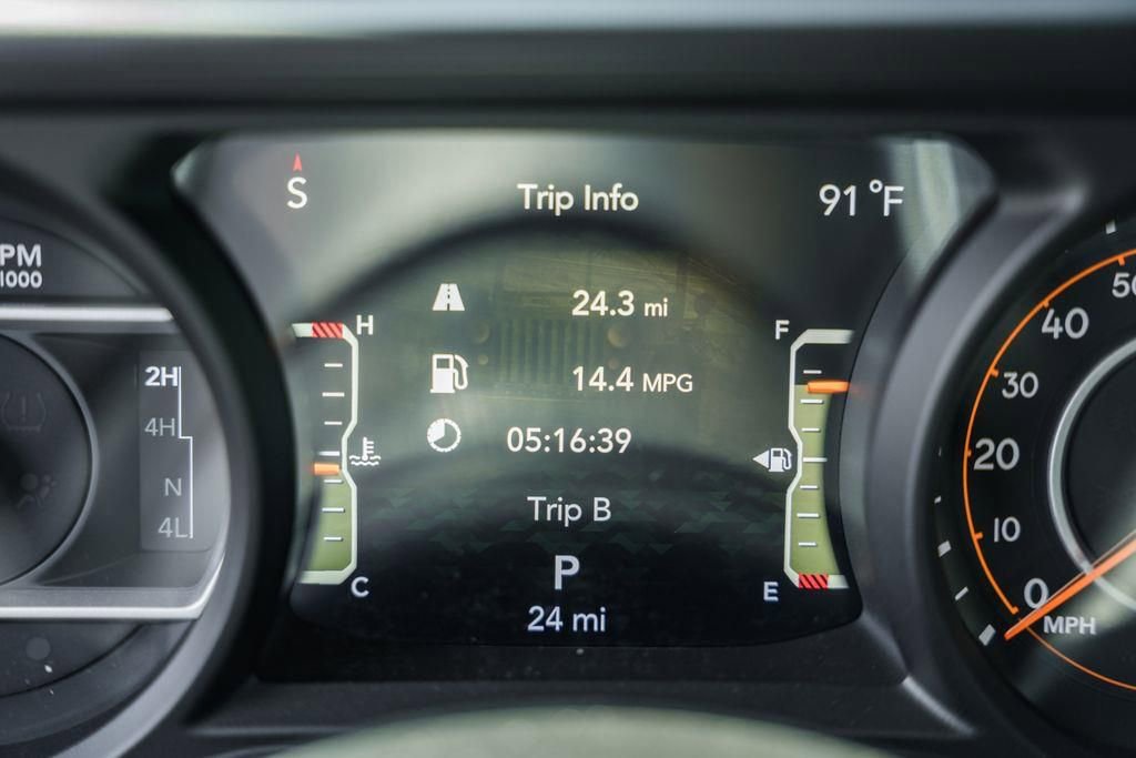 New 2025 Jeep Wrangler Sahara w/ Technology Group image 41