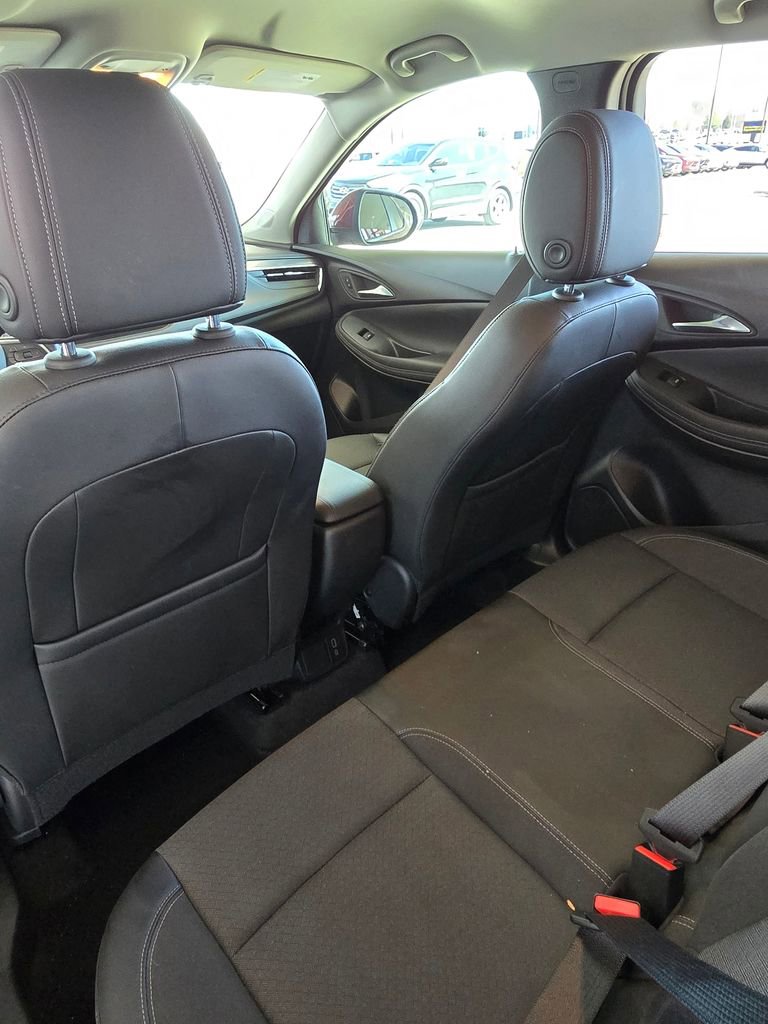 Used 2025 Buick Encore GX Preferred image 20