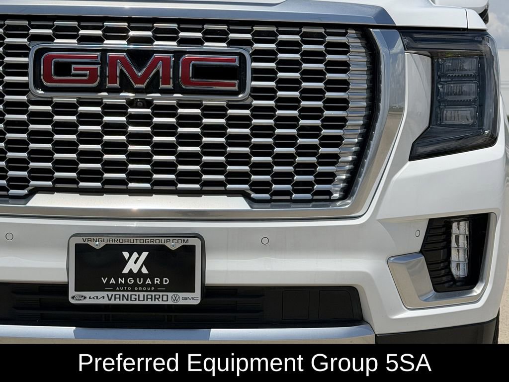 Used 2024 GMC Yukon Denali AWD/4WD image 4