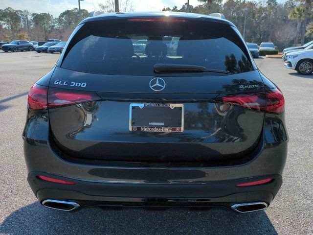 Used 2026 Mercedes-Benz GLC 300 4MATIC image 5
