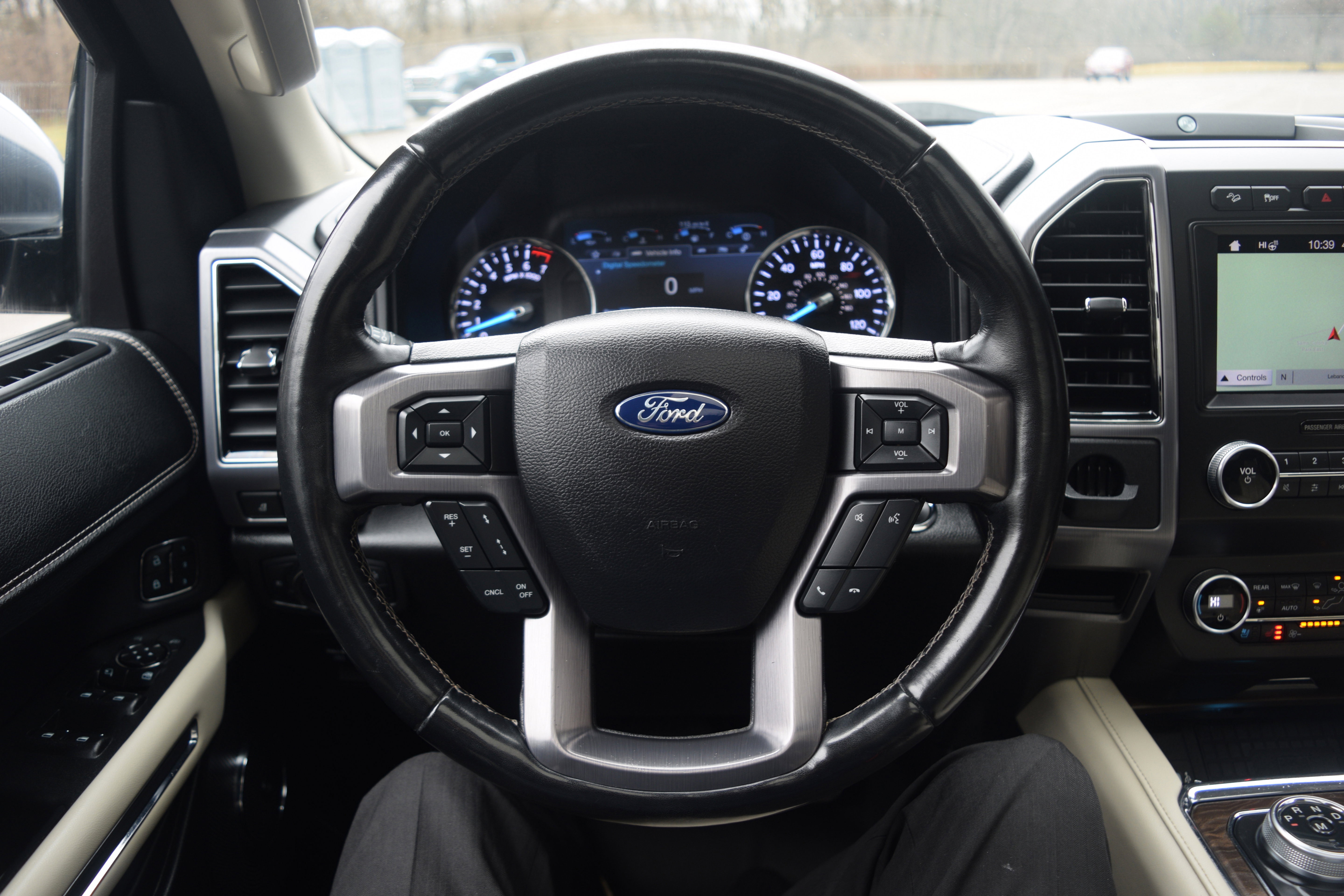 Used 2019 Ford Expedition Platinum image 4