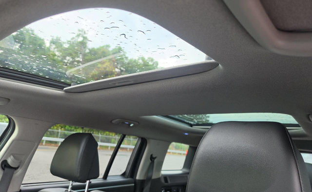 Used 2024 Hyundai Santa Fe Limited FWD image 19
