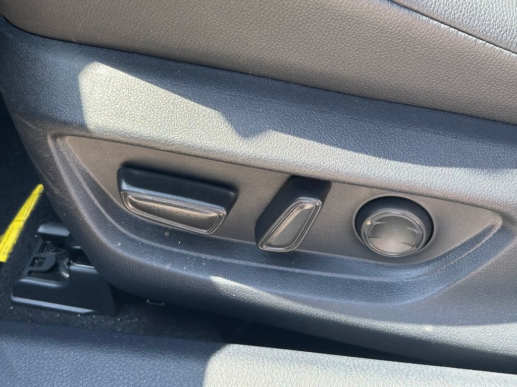 Certified 2025 Toyota Camry XLE FWD image 23