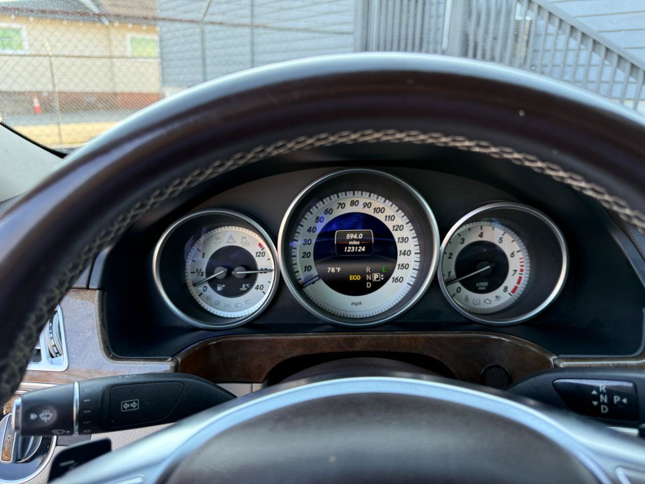 Used 2014 Mercedes-Benz E 350 4MATIC Sedan image 16