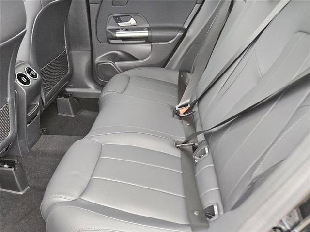 New 2025 Mercedes-Benz GLA 250 image 15