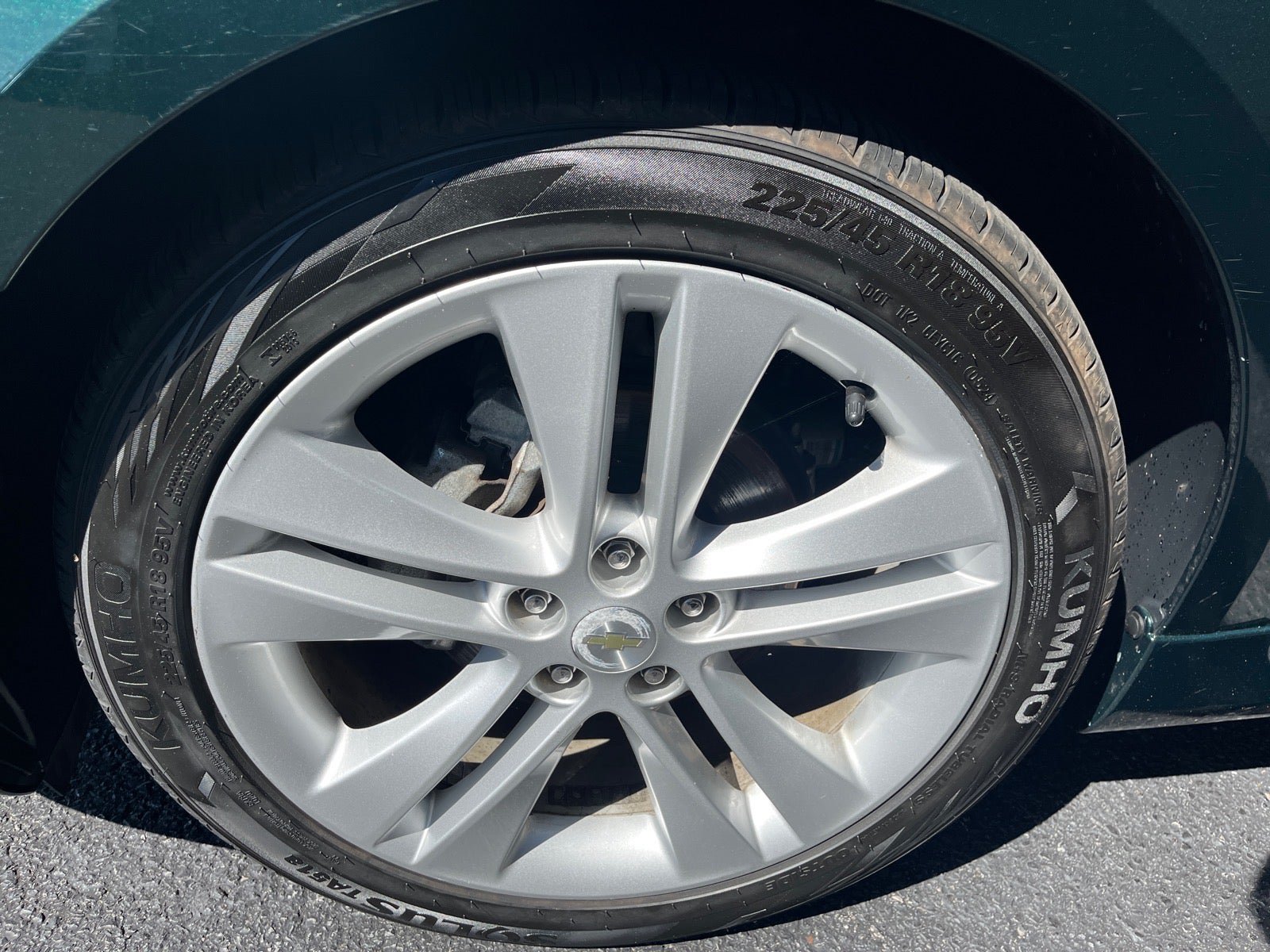 Used 2015 Chevrolet Cruze LTZ w/ Sun, Sound and Sport Package FWD image 10